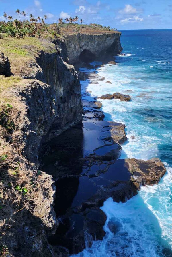 Fua'amotu cliffs overlook Tonga